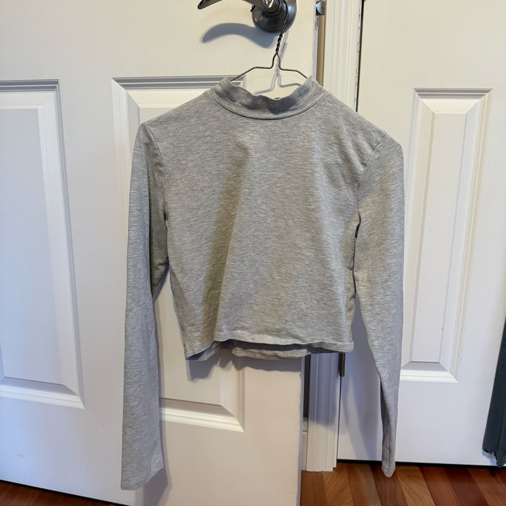 Zara Gray Long Sleeve Turtleneck Crop Top
